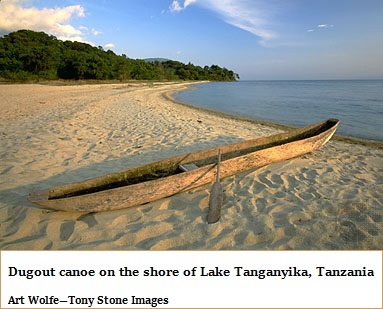 dugout canoe (52K)