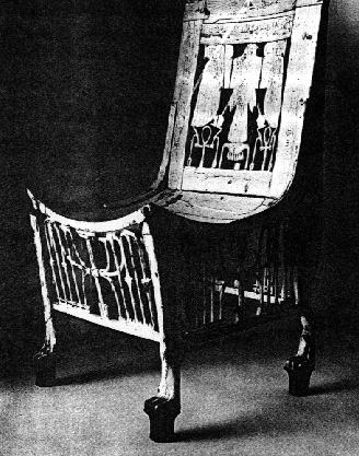 Double curved Egyptian seat Double curved Egyptian seat