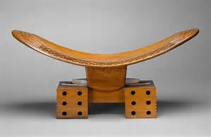 Curved stool